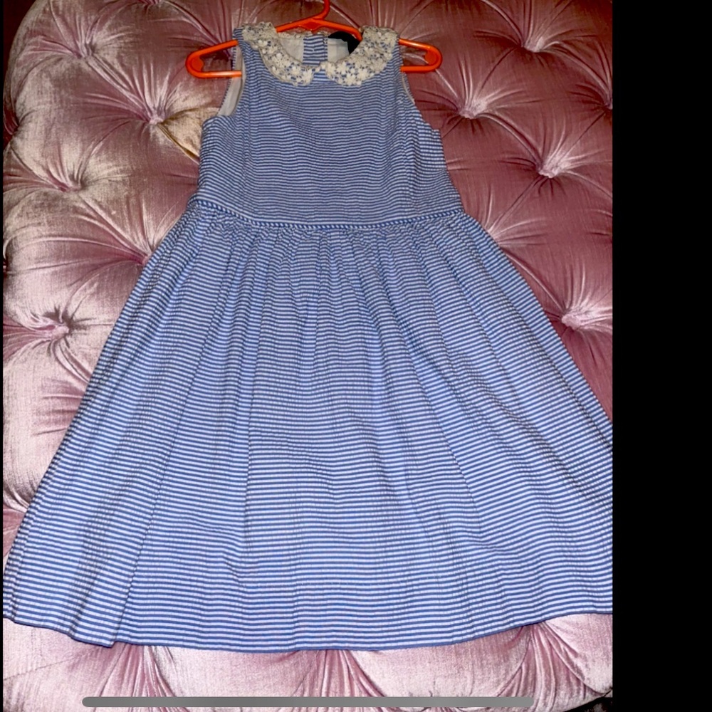 Polo by Ralph Lauren girls seersucker dress. Size 6. Excellent condition.